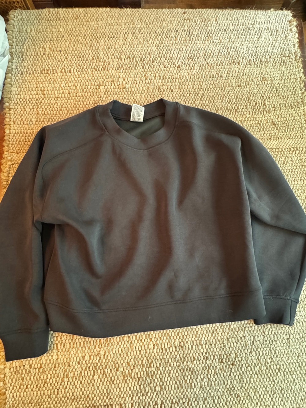 All in Motion Scuba Crewneck Top Sweatshirt Medium EUC Black Neutral
